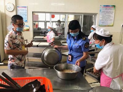 始兴“十严查”行动 守护学校与幼儿园食堂的食品安全与食盐关